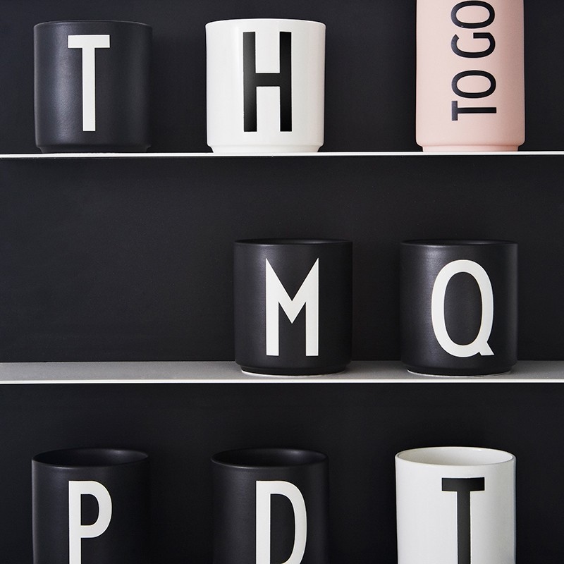 DesignLettersPorcelnKopSort-31