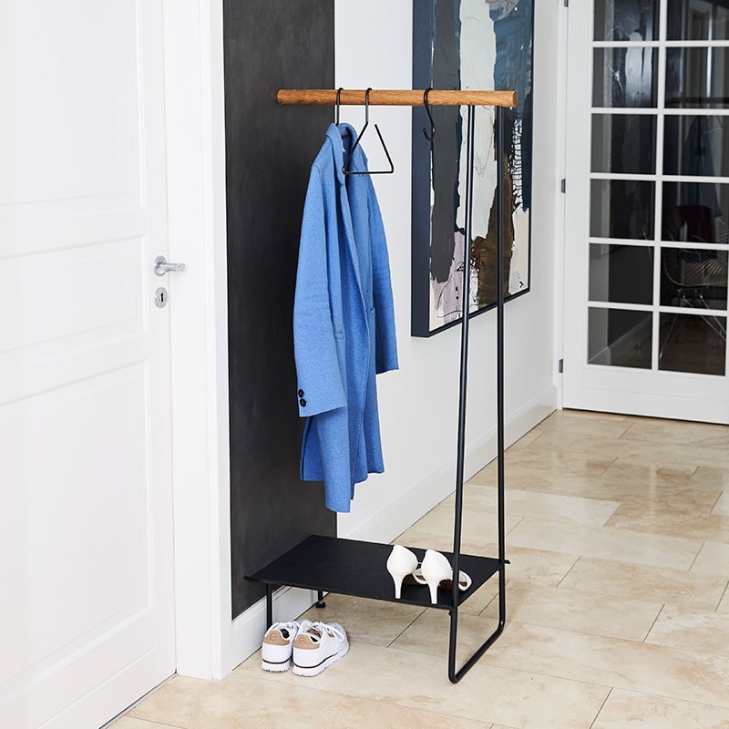 LindDNAVghngtGarderobestativSortSort-31