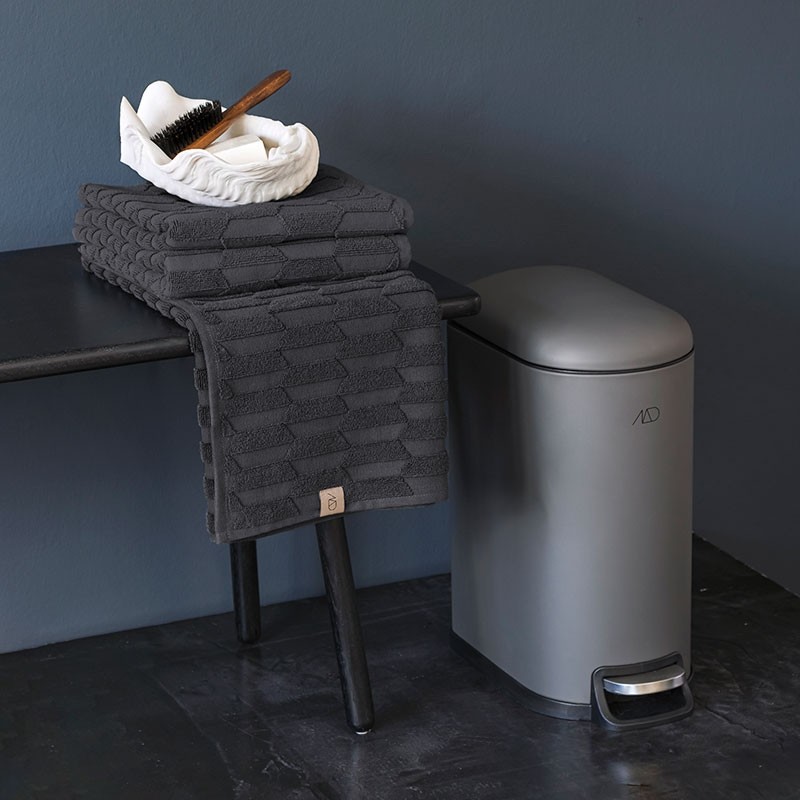 MetteDitmerWALTHERPedalspandMrkegr-31